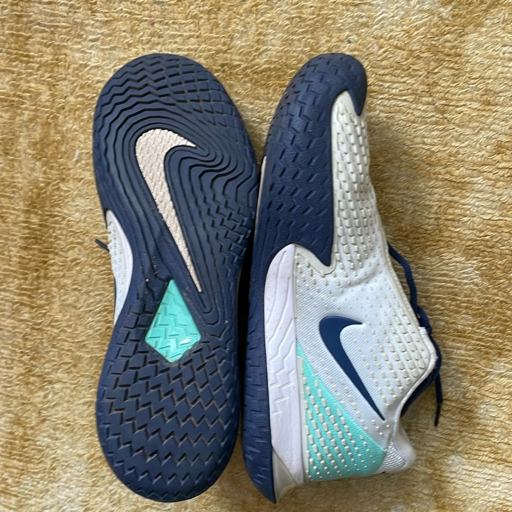 Nike Women's Court Air Zoom Vapor Cage 4 Tennis Shoes 8.5